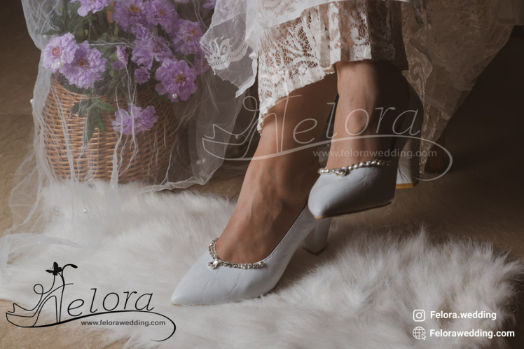 کفش نوک تیز مخصوص عروس | کد 0571
